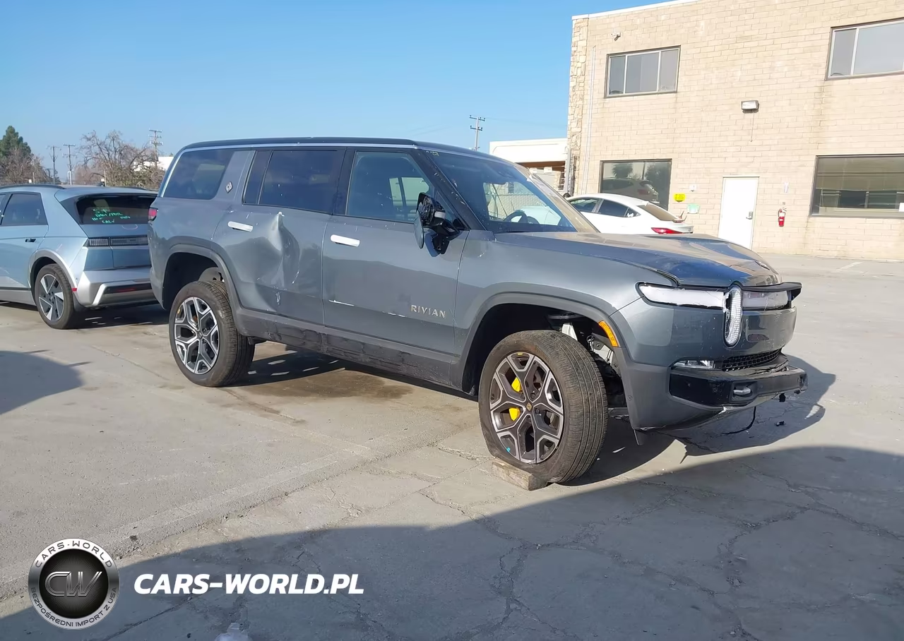 2024 Rivian R1S Adventure Quad Motor Large Pack – zdjęcie 1 z 24