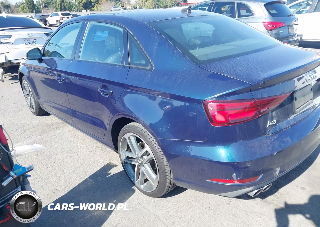 2020 Audi A3 Premium 40 Tfsi Front-Wheel Drive S Tronic VIN:WAUAUGFF3LA102515 - 3
