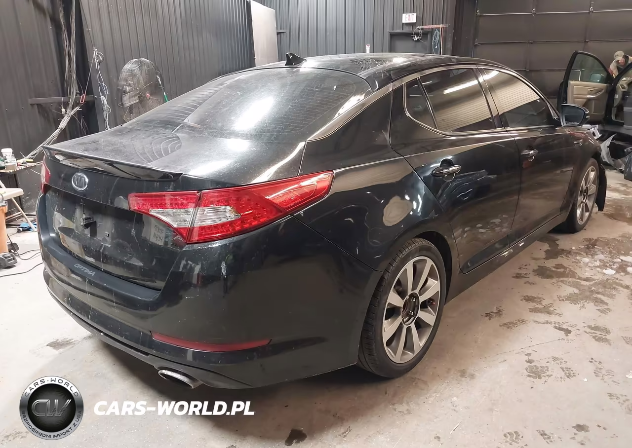 2011 Kia Optima Sx VIN:KNAGR4A65B5090358 - 4