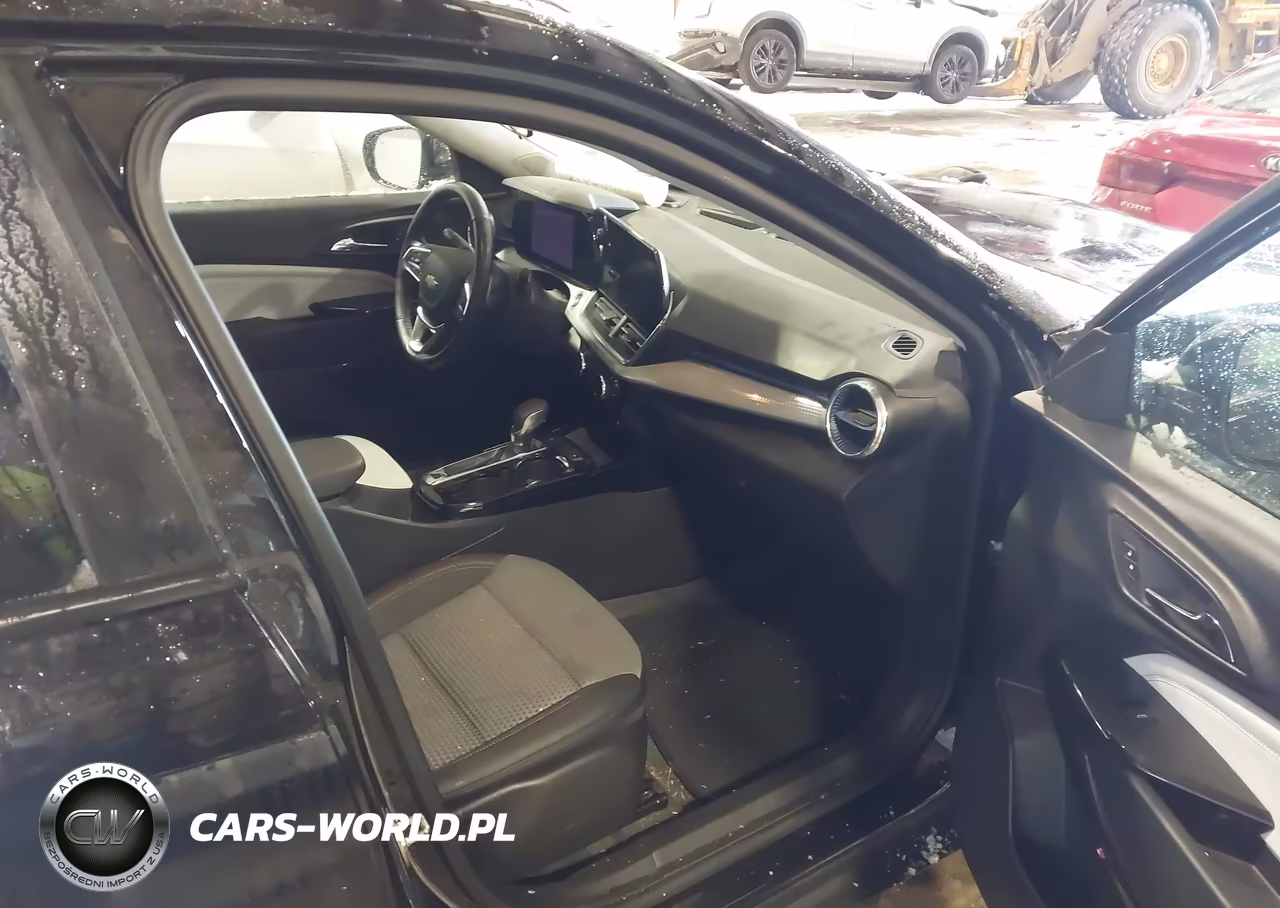 2025 Chevrolet Trax Fwd Lt VIN:KL77LHEP9SC081489 - 5