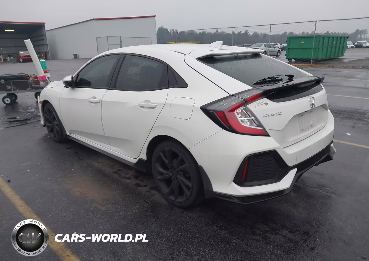 2019 Honda Civic Sport Touring VIN:SHHFK7H98KU224538 - 3