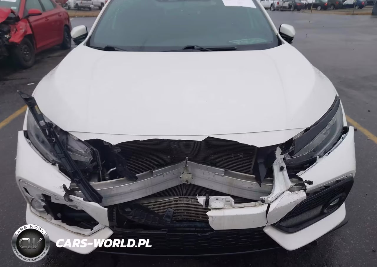 2019 Honda Civic Sport Touring VIN:SHHFK7H98KU224538 - 6
