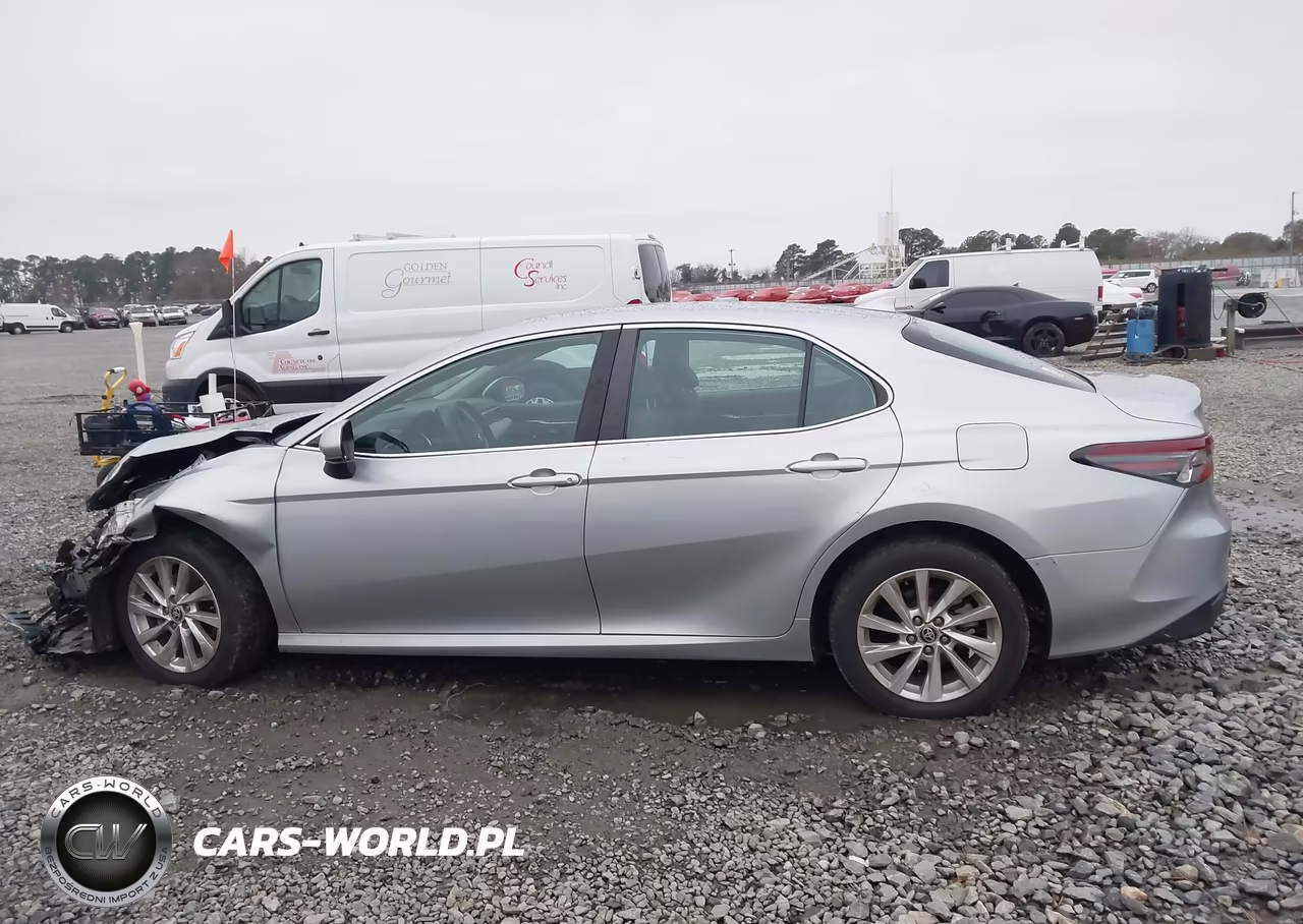 2023 Toyota Camry Le VIN:4T1C11AK5PU109665 - 14