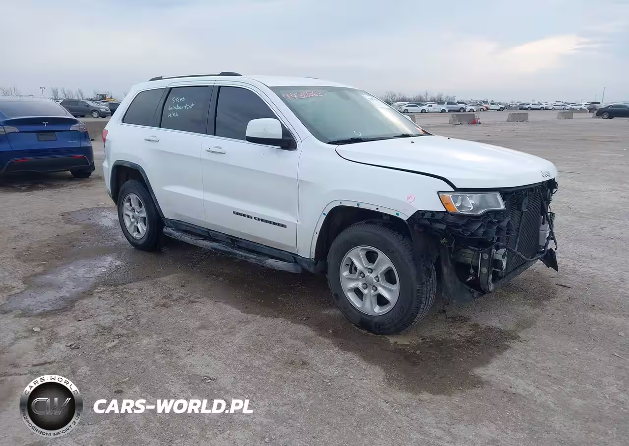 2017 Jeep Grand Cherokee Laredo 4X2