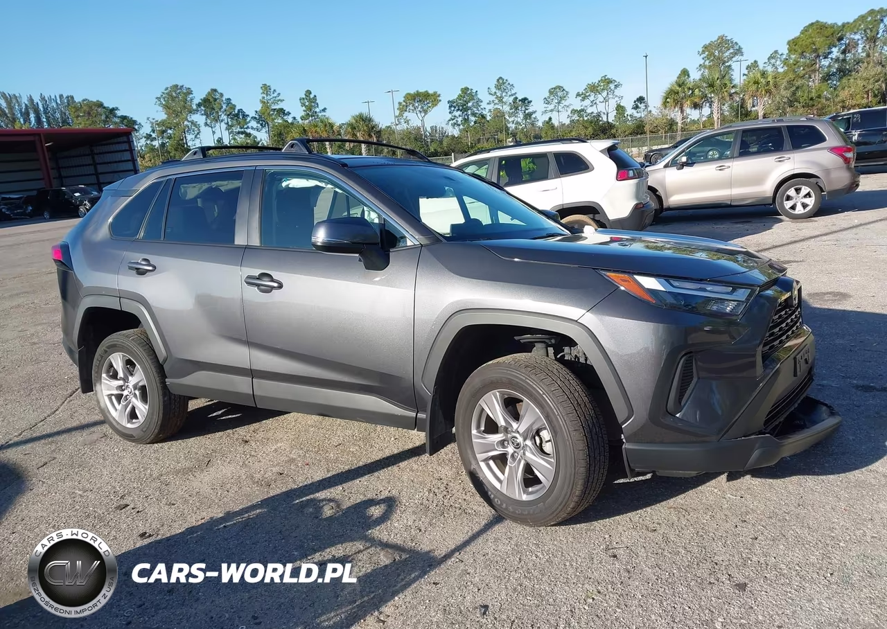 2023 Toyota Rav4 Xle – zdjęcie 1 z 17
