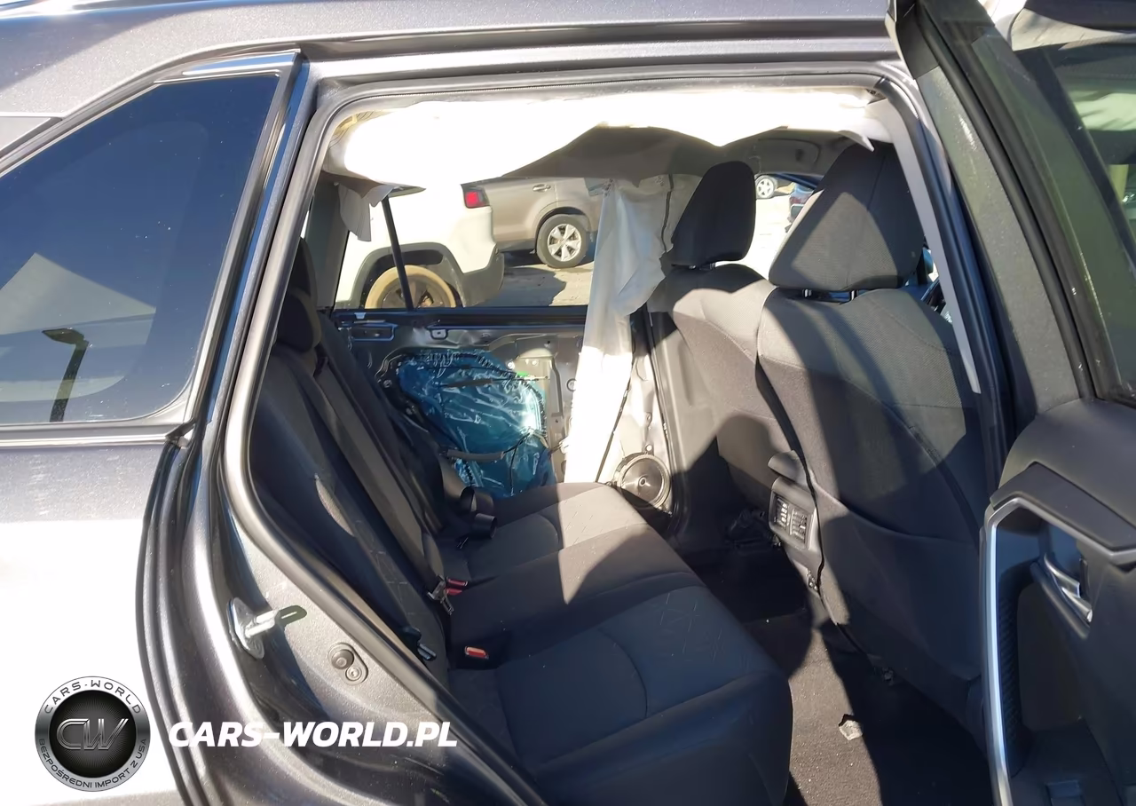 2023 Toyota Rav4 Xle VIN:2T3P1RFV3PW339750 - 8