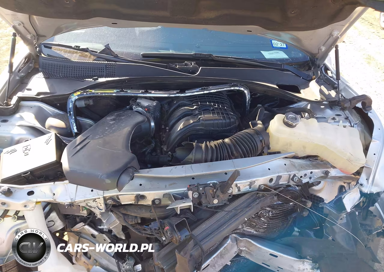 2022 Chrysler 300 S VIN:2C3CCABG2NH268284 - 10