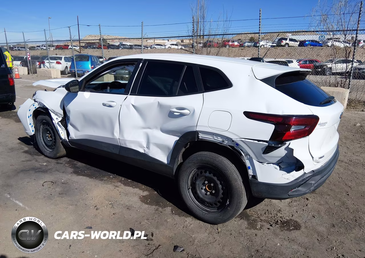 2025 Chevrolet Trax Fwd Ls VIN:KL77LFEP2SC300409 - 3