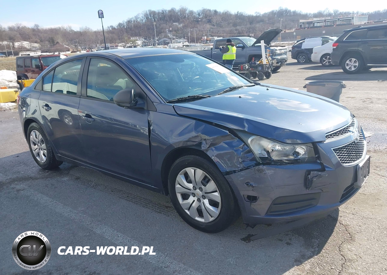 2013 Chevrolet Cruze Ls Auto