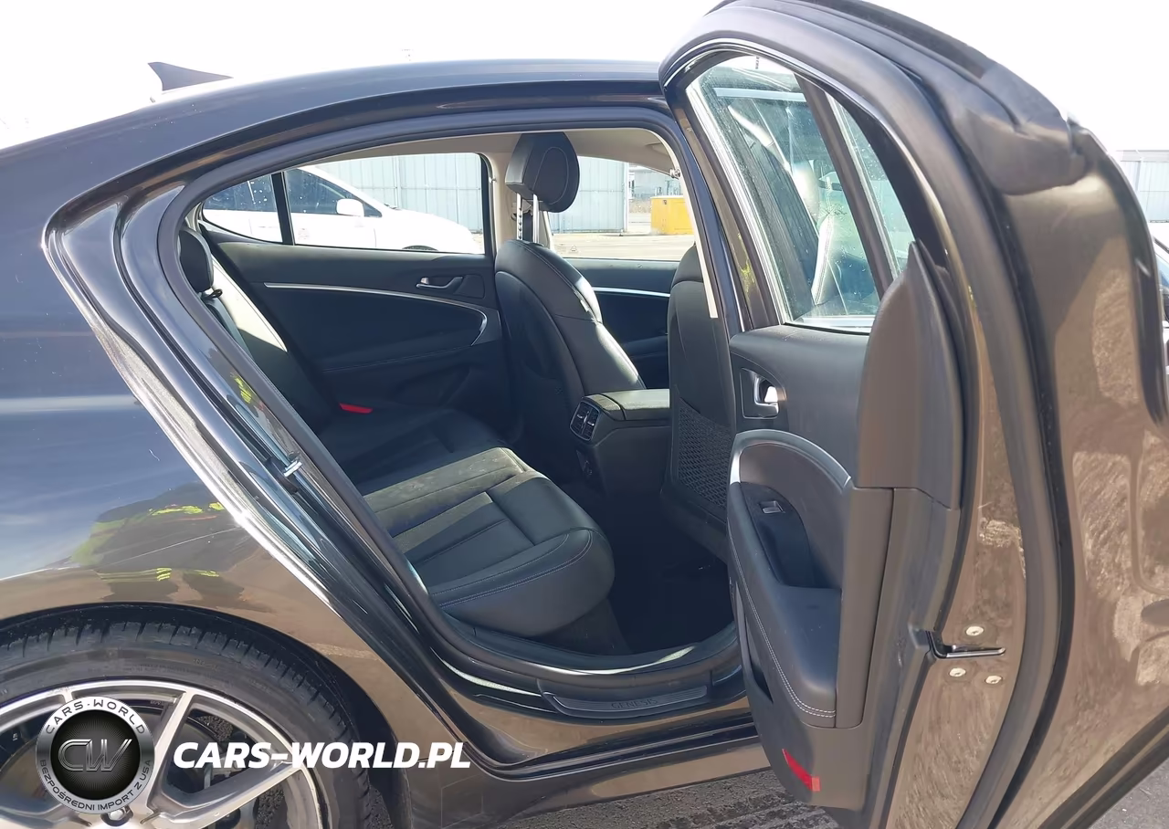 2023 Genesis G70 2.0T Awd VIN:KMTG34TA9PU128260 - 8