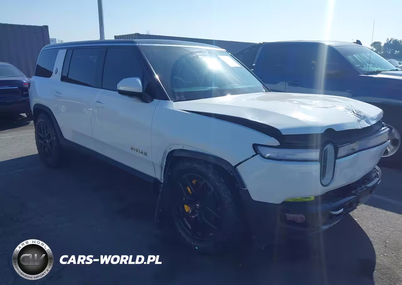 2023 Rivian R1S Adventure