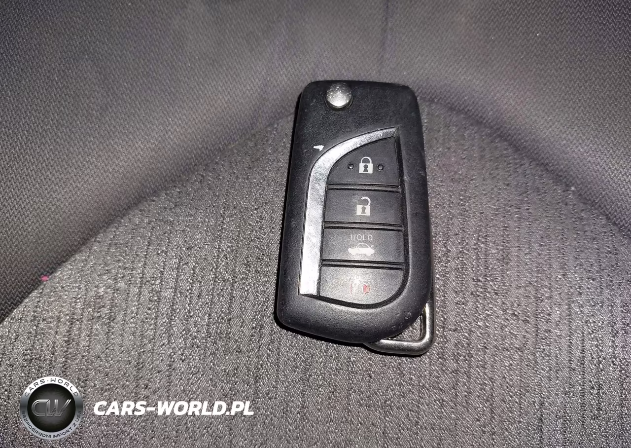 2020 Toyota Camry Le VIN:4T1C11AK2LU859096 - 11