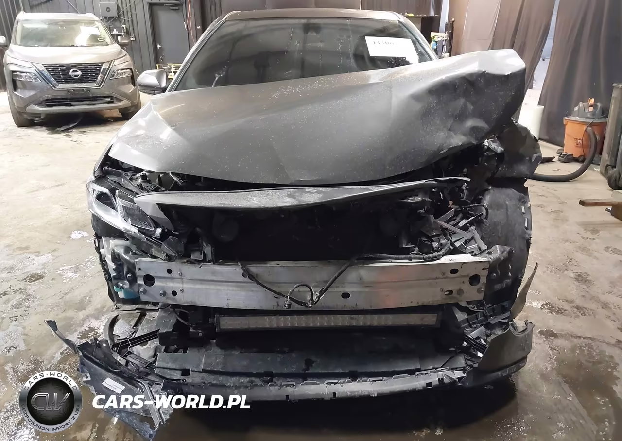 2020 Toyota Camry Le VIN:4T1C11AK2LU859096 - 13