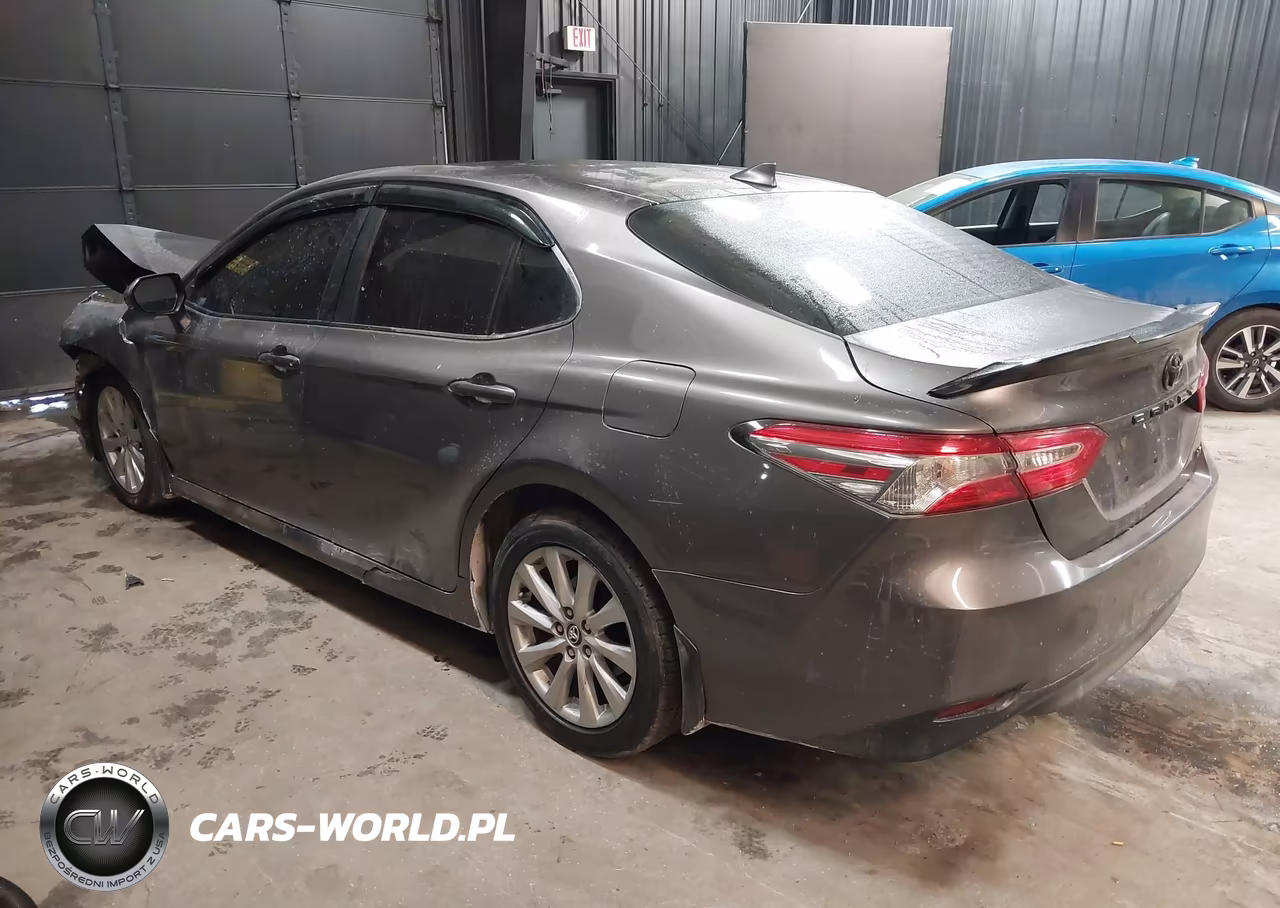 2020 Toyota Camry Le VIN:4T1C11AK2LU859096 - 3
