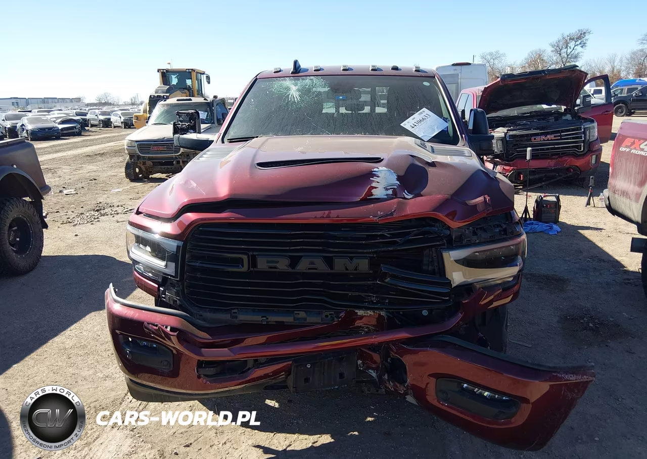 2023 Ram 2500 Laramie 4X4 6'4 Box VIN:3C6UR5FL5PG570255 - 12