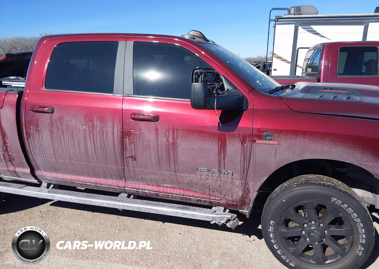 2023 Ram 2500 Laramie 4X4 6'4 Box VIN:3C6UR5FL5PG570255 - 13