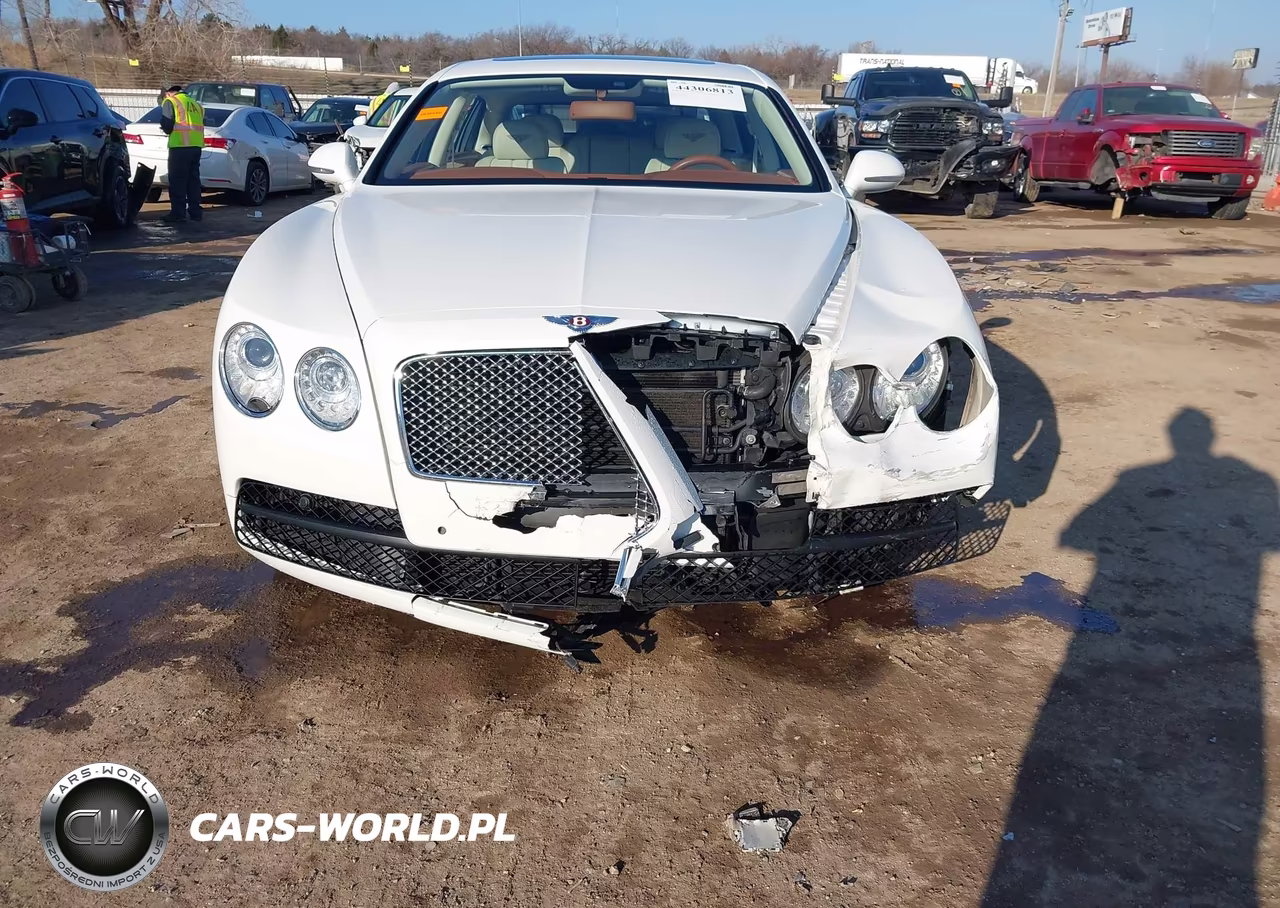 2016 Bentley Flying Spur V8 VIN:SCBET9ZA7GC051049 - 13
