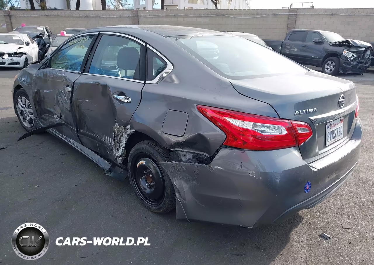 2017 Nissan Altima 2.5 S VIN:1N4AL3AP7HC152169 - 3