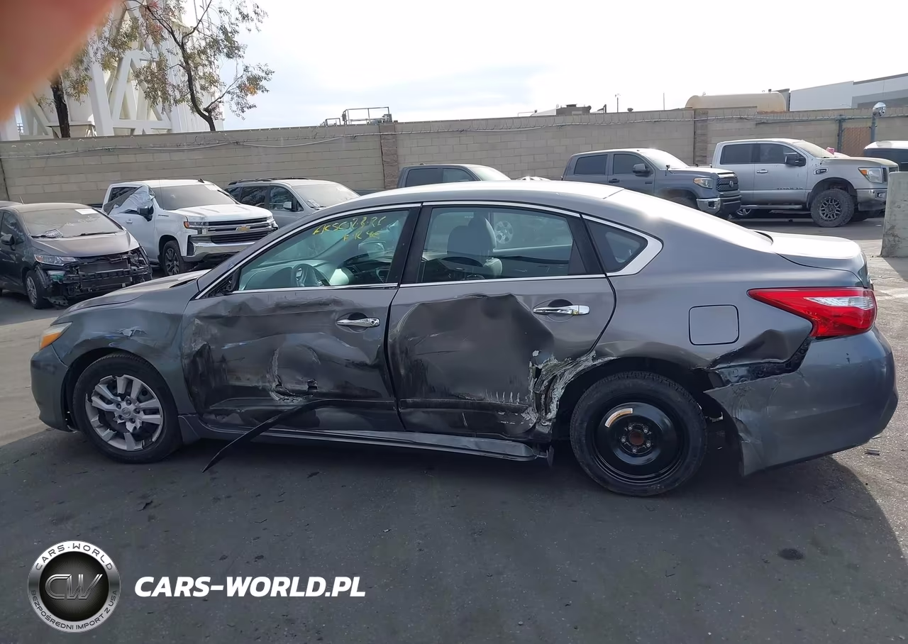 2017 Nissan Altima 2.5 S VIN:1N4AL3AP7HC152169 - 6