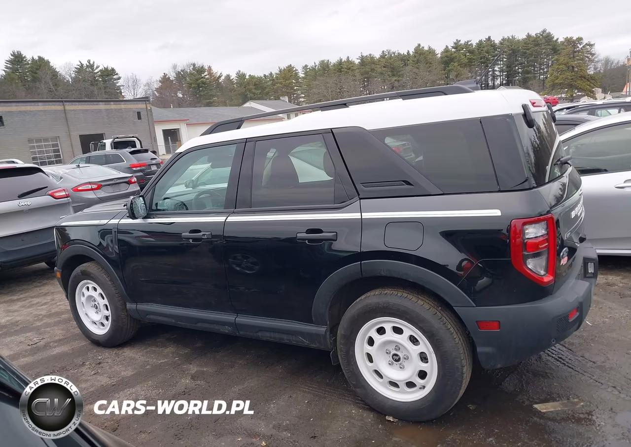 2025 Ford Bronco Sport Heritage VIN:3FMCR9GN7SRE21575 - 14