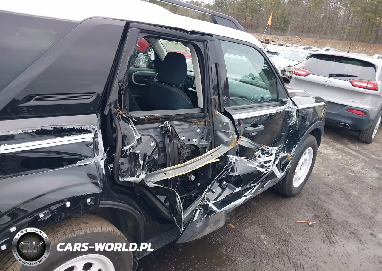 2025 Ford Bronco Sport Heritage VIN:3FMCR9GN7SRE21575 - 6