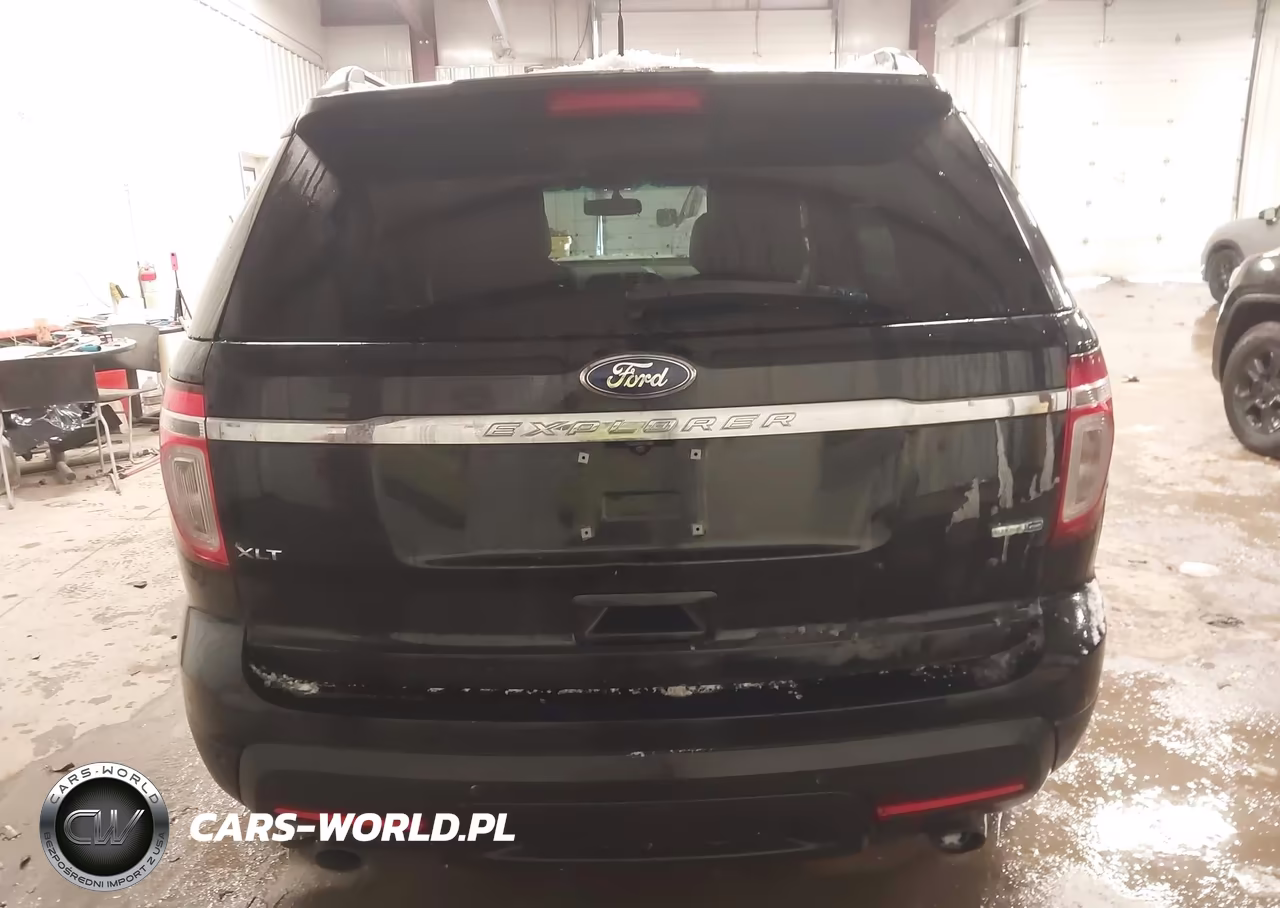 2015 Ford Explorer Xlt VIN:1FM5K8D84FGA39667 - 16
