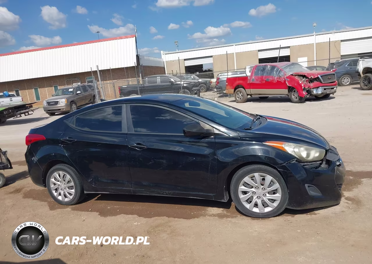 2011 Hyundai Elantra Gls VIN:5NPDH4AE0BH034652 - 13