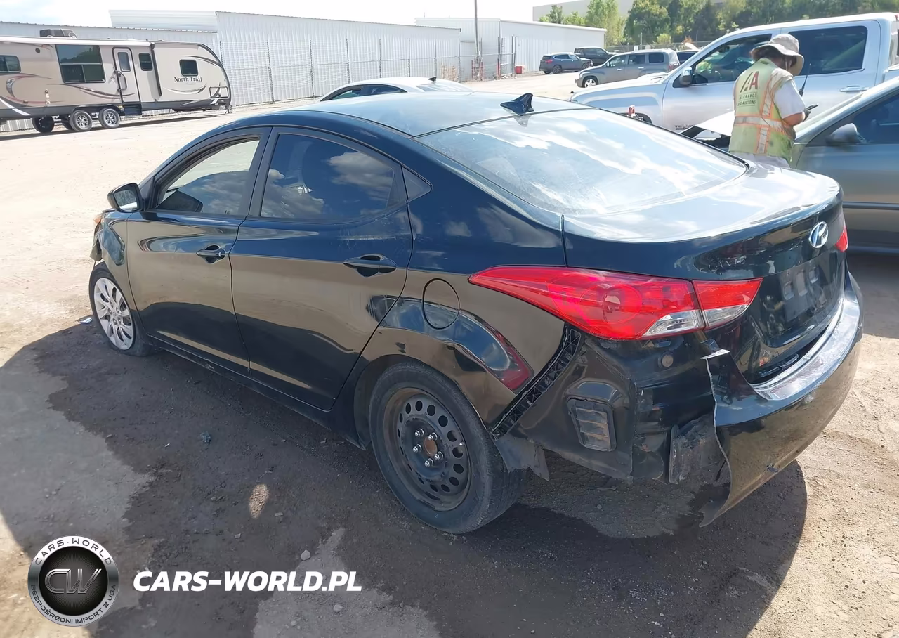 2011 Hyundai Elantra Gls VIN:5NPDH4AE0BH034652 - 3