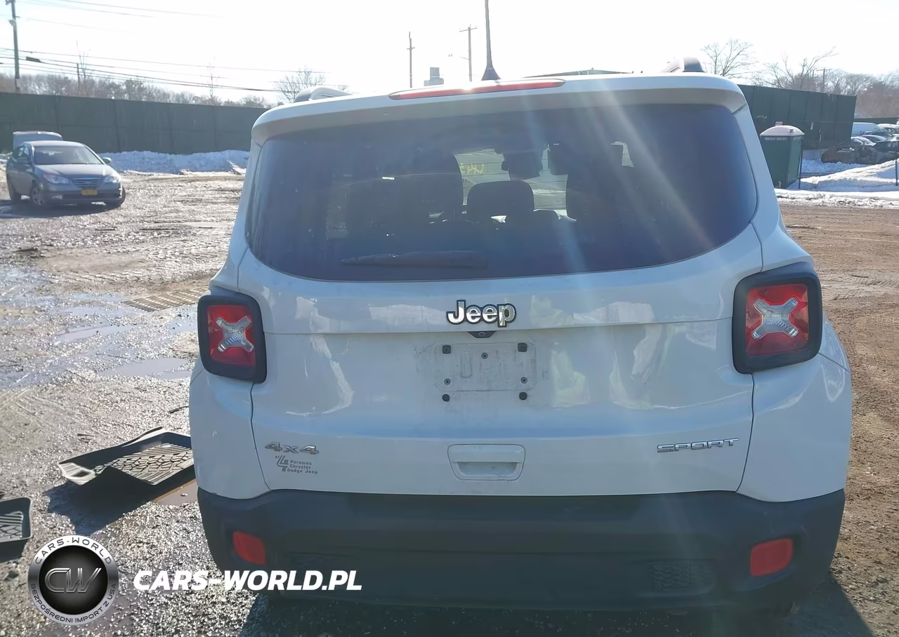 2018 Jeep Renegade Sport 4X4 VIN:ZACCJBAB9JPH07616 - 16