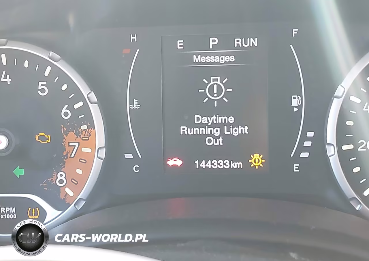 2018 Jeep Renegade Sport 4X4 VIN:ZACCJBAB9JPH07616 - 7