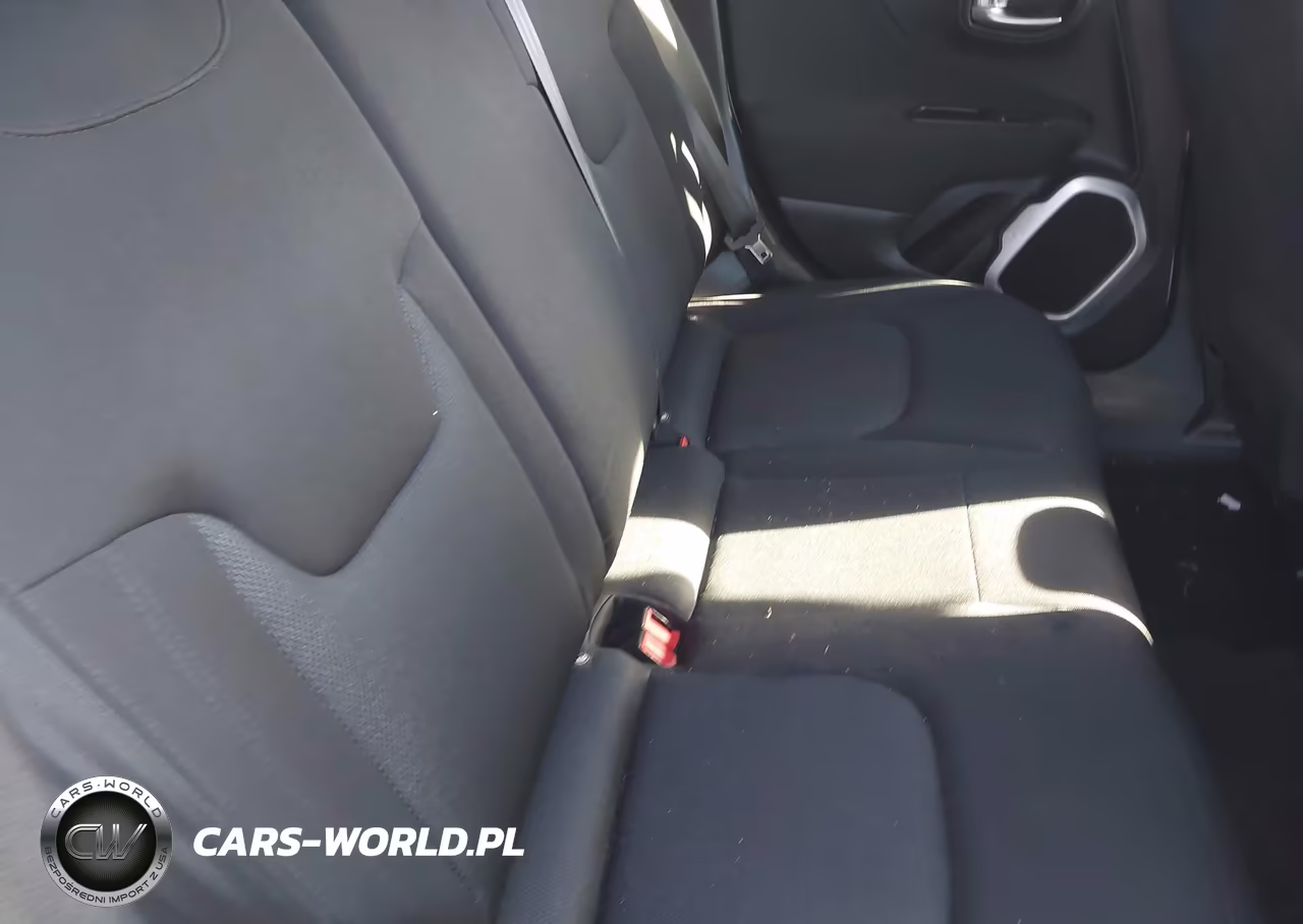 2018 Jeep Renegade Sport 4X4 VIN:ZACCJBAB9JPH07616 - 8