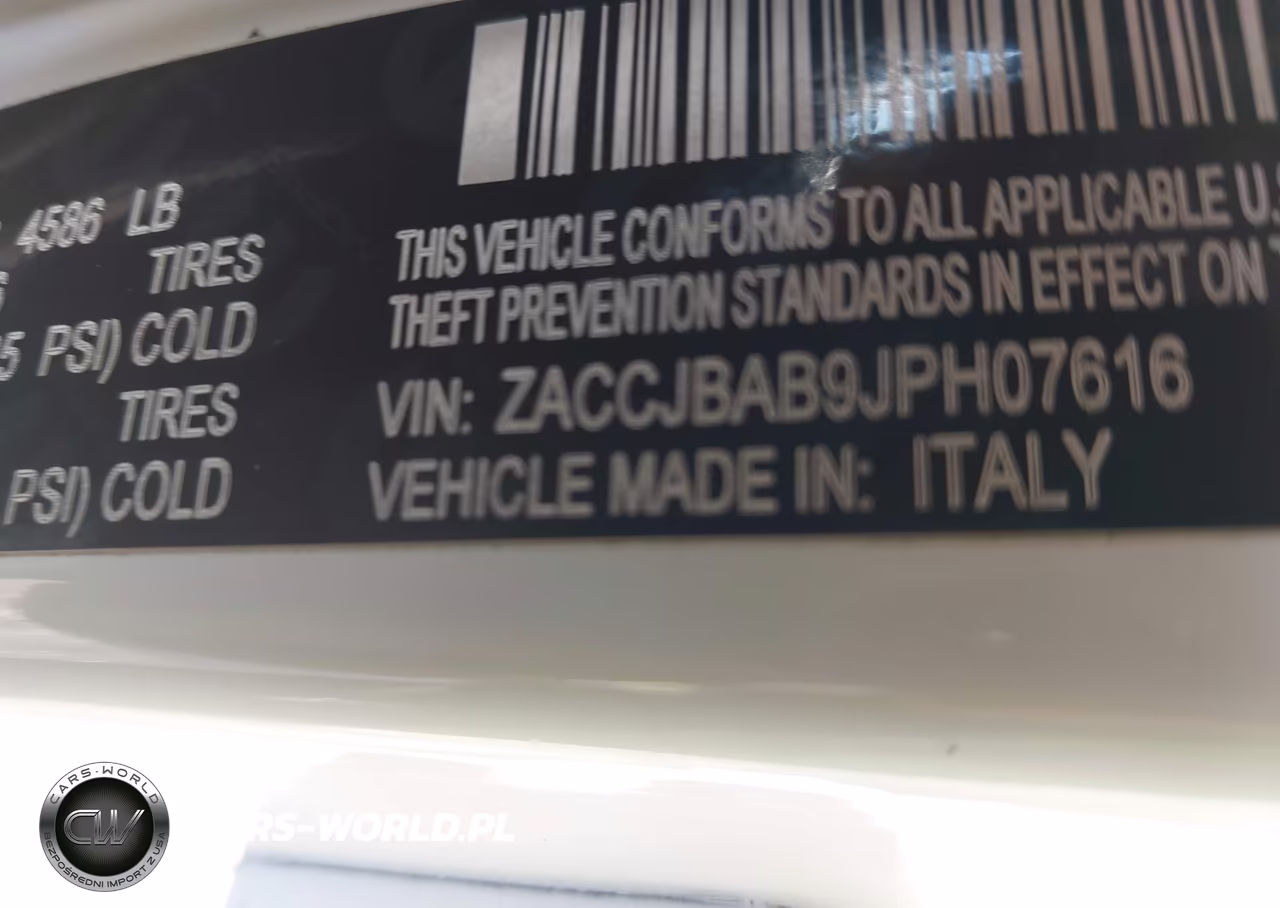 2018 Jeep Renegade Sport 4X4 VIN:ZACCJBAB9JPH07616 - 9