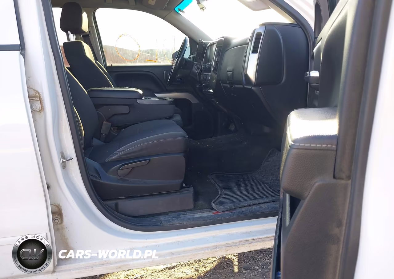 2018 Chevrolet Silverado 1500 2Lt VIN:3GCUKREC2JG352321 - 5