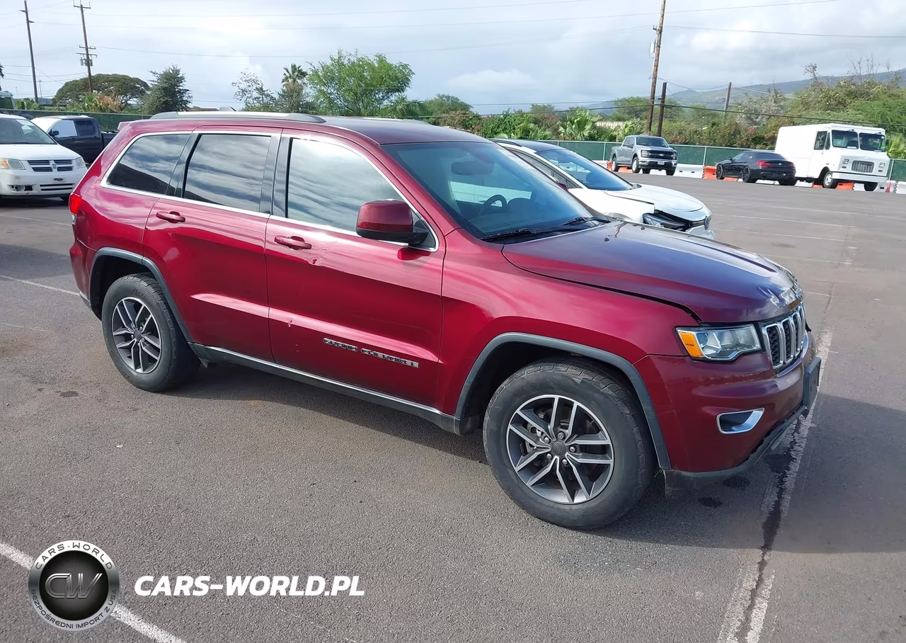 2019 Jeep Grand Cherokee Laredo E 4X2