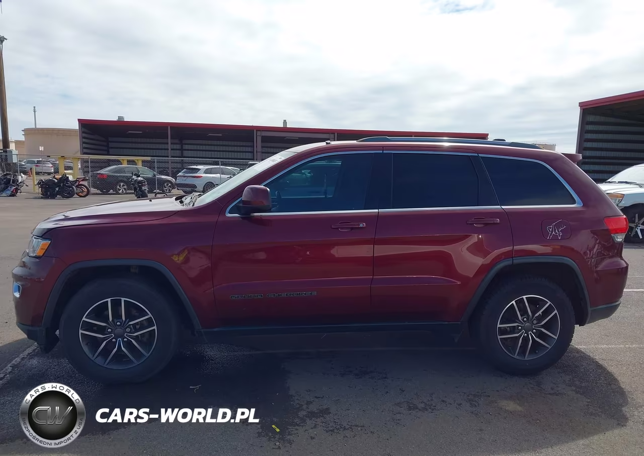 2019 Jeep Grand Cherokee Laredo E 4X2 VIN:1C4RJEAG8KC555809 - 15