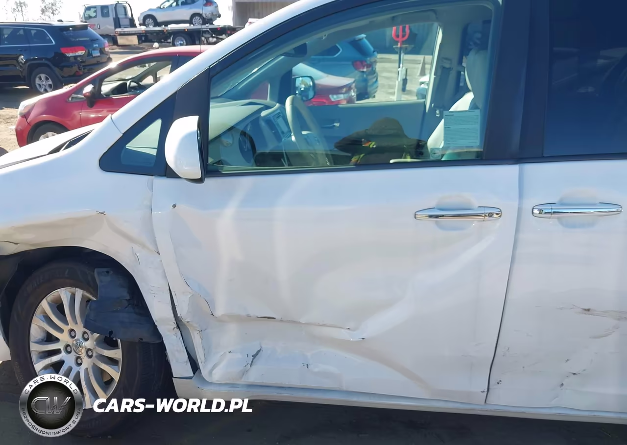 2013 Toyota Sienna Xle V6 8 Passenger VIN:5TDYK3DCXDS364741 - 6