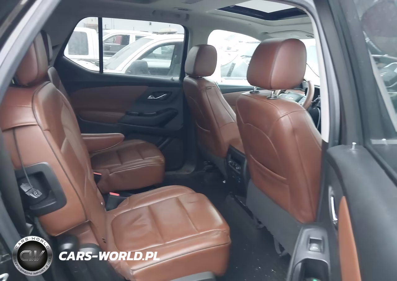 2018 Chevrolet Traverse High Country VIN:1GNEVKKW8JJ139591 - 8