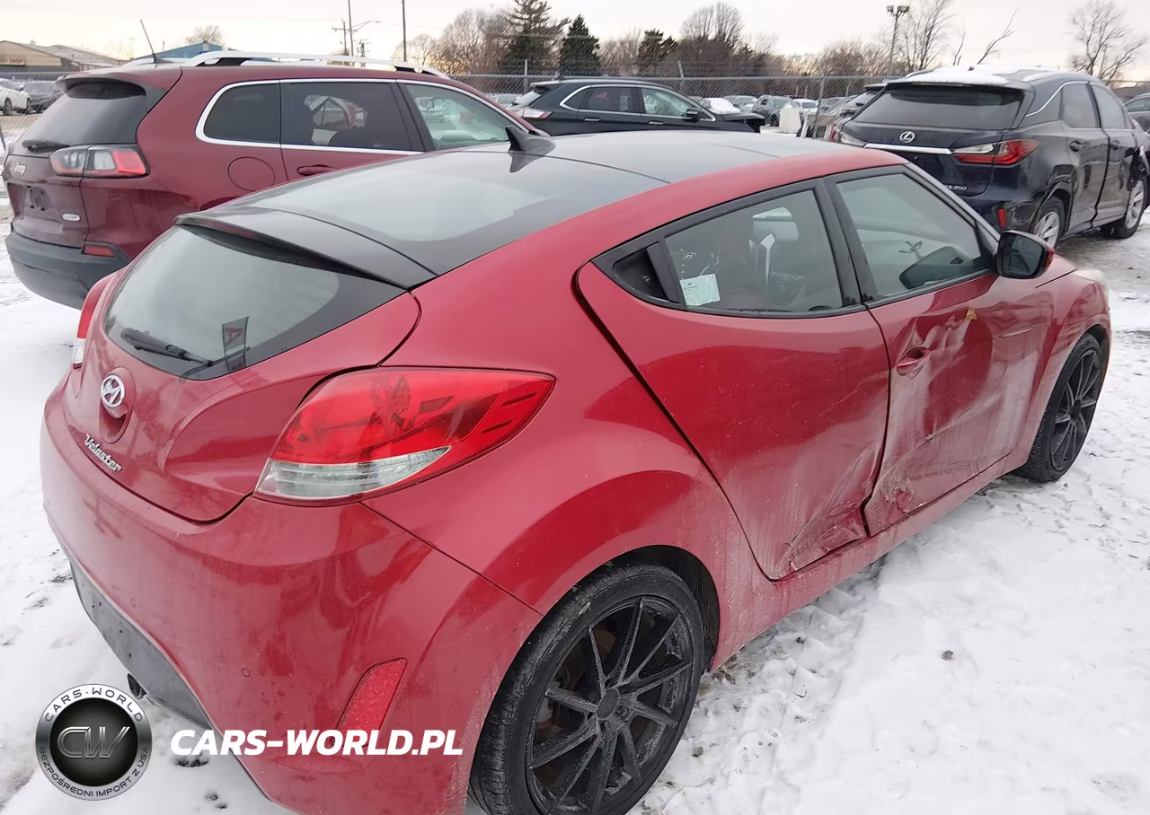 2012 Hyundai Veloster Base W-Red-Black VIN:KMHTC6AD0CU032237 - 4
