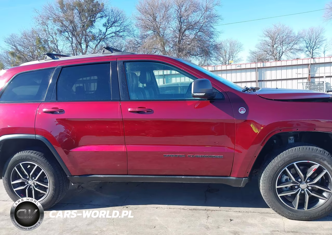 2018 Jeep Grand Cherokee Trailhawk 4X4 VIN:1C4RJFLG7JC204505 - 14