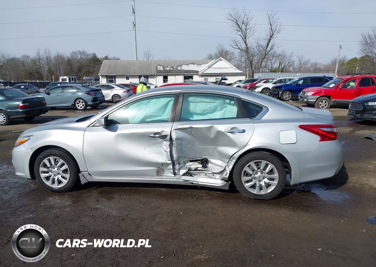 2016 Nissan Altima 2.5 S VIN:1N4AL3AP5GC177358 - 14