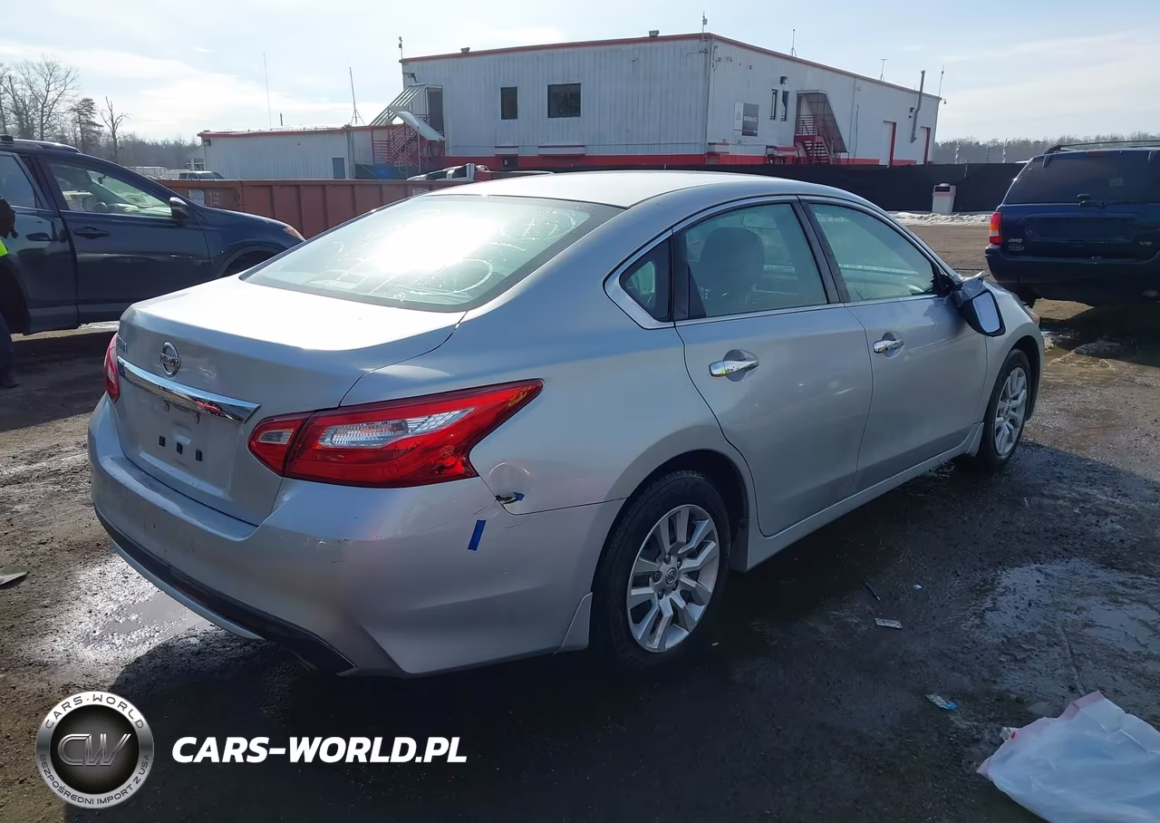 2016 Nissan Altima 2.5 S VIN:1N4AL3AP5GC177358 - 4