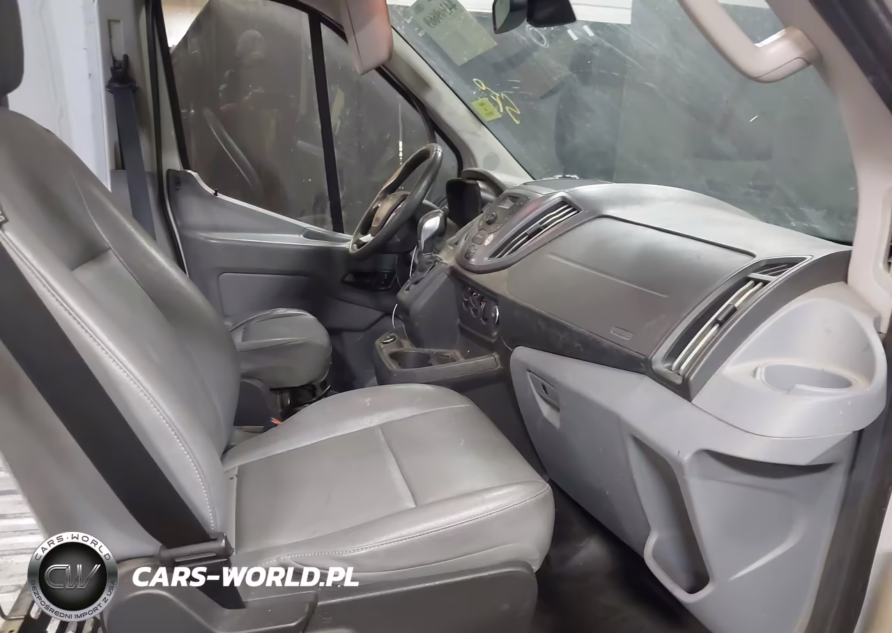 2019 Ford Transit-250 VIN:1FTYR3XM5KKA93463 - 5