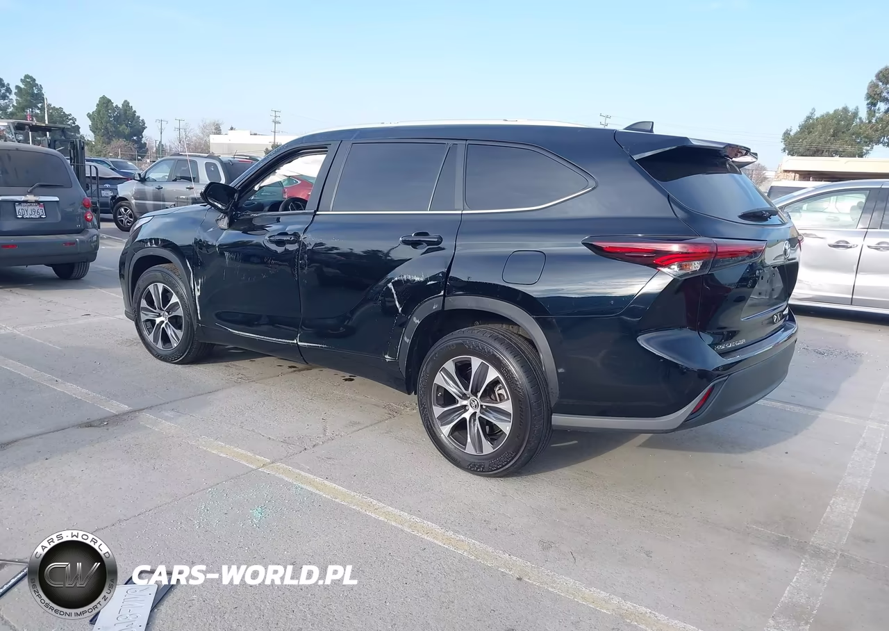 2024 Toyota Highlander Xle VIN:5TDKDRAHXRS534414 - 3