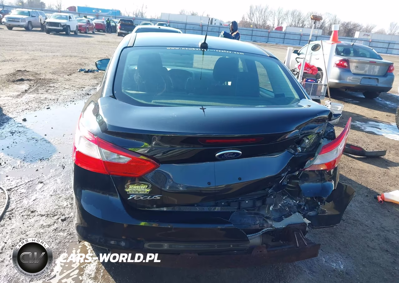 2012 Ford Focus Se VIN:1FAHP3F25CL405305 - 17
