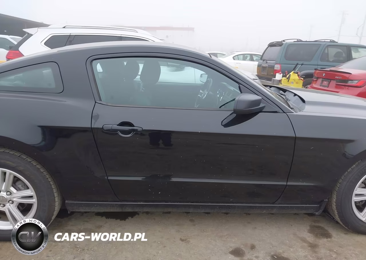 2014 Ford Mustang V6 VIN:1ZVBP8AM1E5333917 - 13