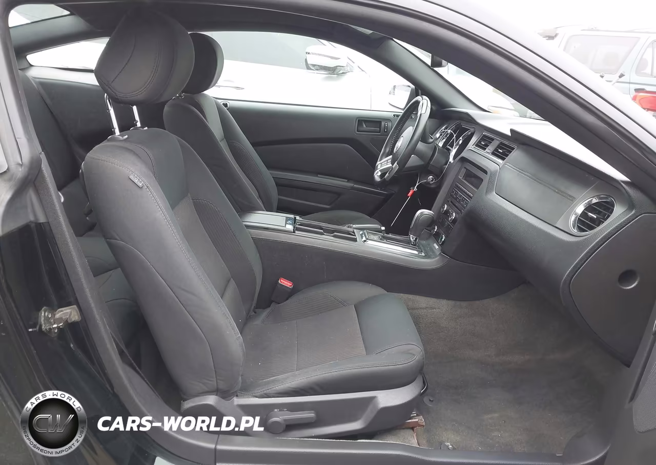 2014 Ford Mustang V6 VIN:1ZVBP8AM1E5333917 - 5