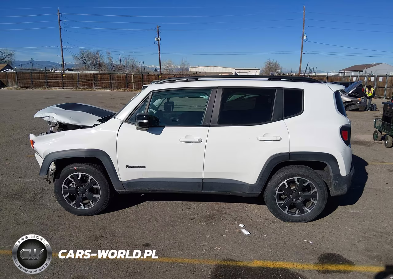 2023 Jeep Renegade Upland 4X4 VIN:ZACNJDB11PPP30386 - 14
