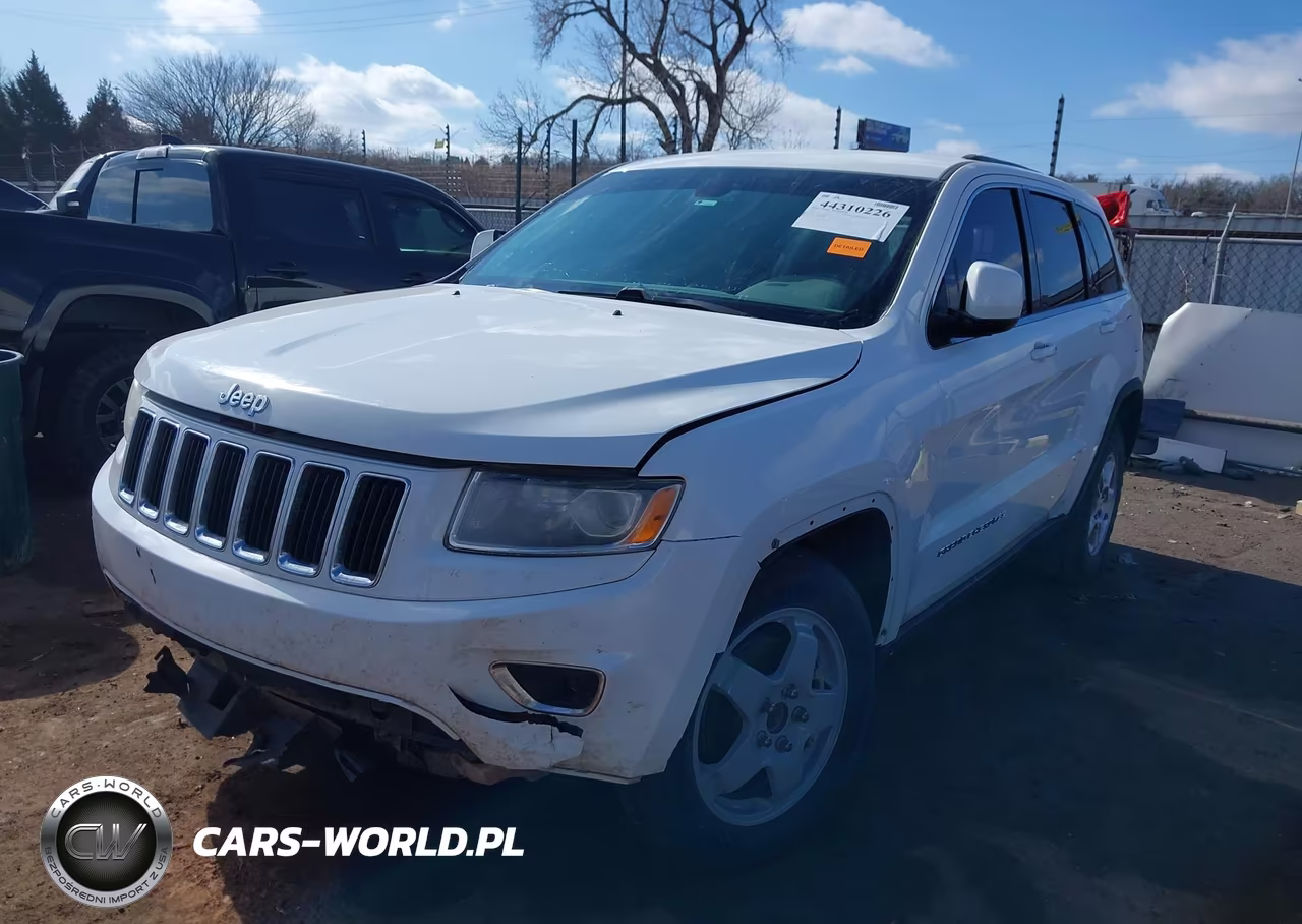 2016 Jeep Grand Cherokee Laredo VIN:1C4RJFAG5GC379704 - 2