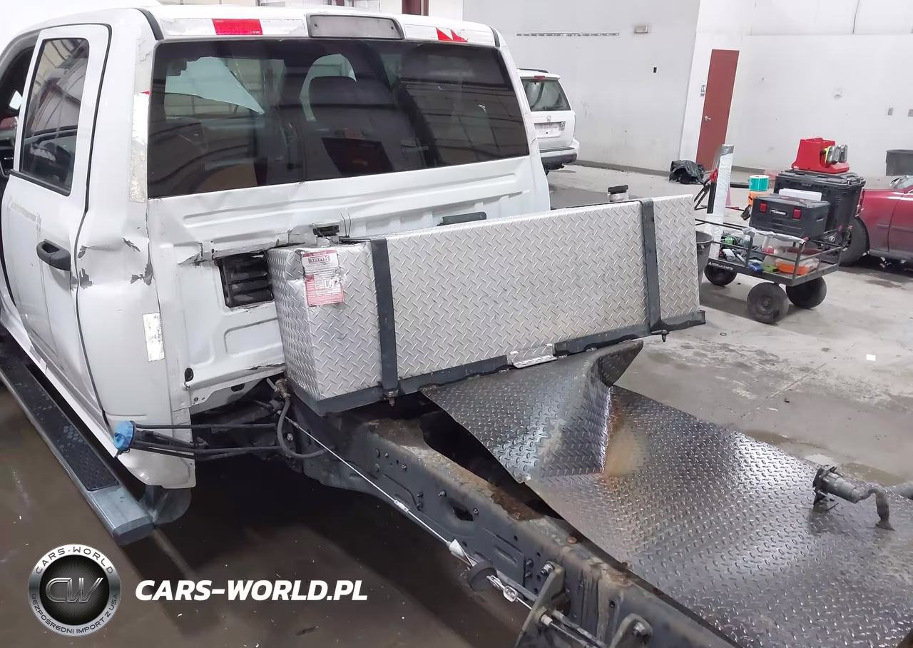2024 Ram 5500 Chassis Tradesman-Slt-Laramie-Limited VIN:3C7WRNFL7RG172598 - 11