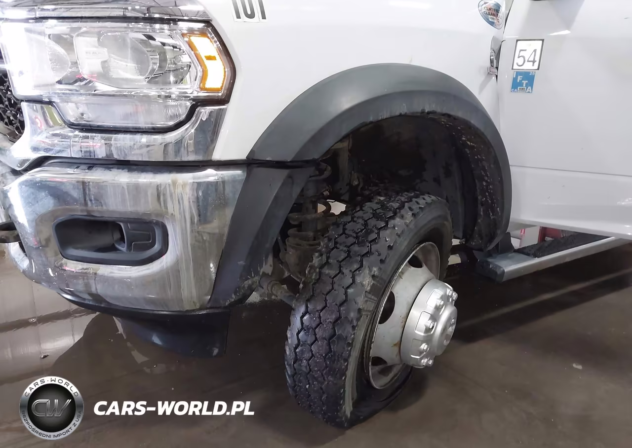 2024 Ram 5500 Chassis Tradesman-Slt-Laramie-Limited VIN:3C7WRNFL7RG172598 - 13